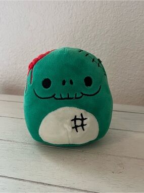 Squishmallows Zachary the Zombie 4" Stuffed Plush Halloween Rare HTF Plushie